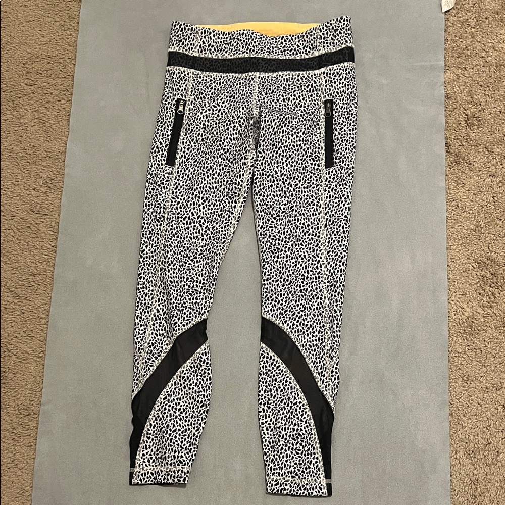lululemon athletica Black and White Patterned Leggings